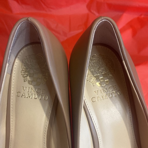 Vince Camuto Shoes - Picture 7 of 14